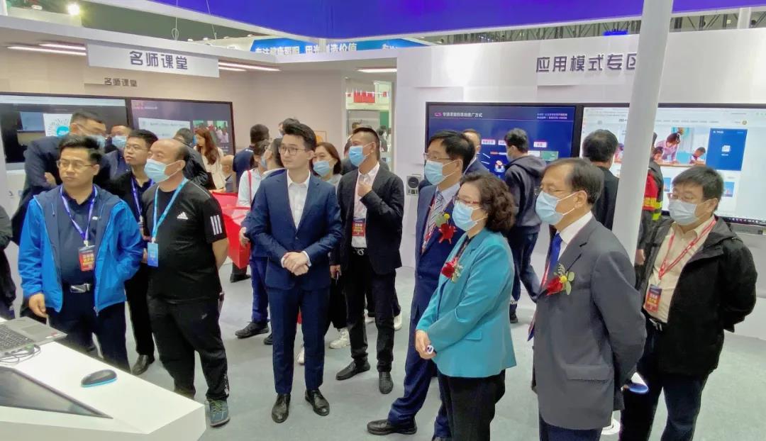 河北展，奧威亞“三個(gè)課堂”引全場(chǎng)矚目