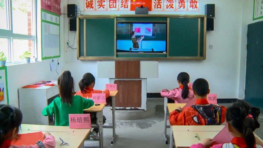 湖北竹山專遞課堂，助推城鄉(xiāng)教育均衡發(fā)展
