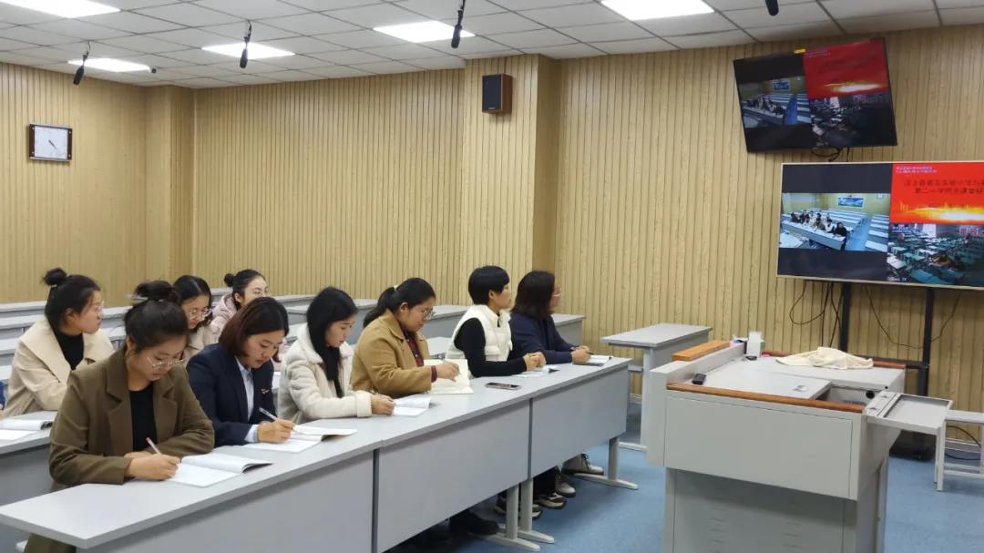 奧威亞助力魯疆千里共建，云端課堂促進(jìn)文化潤疆.jpg