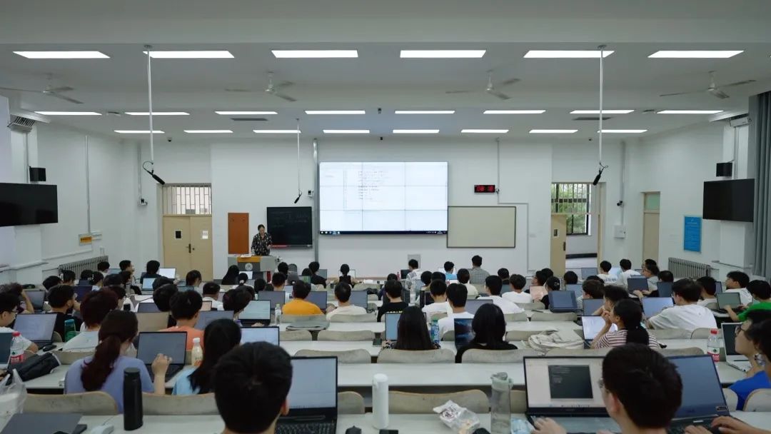 智慧教室解鎖課堂新模式，山東大學引領教育數(shù)字化潮流